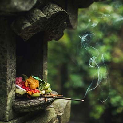 Daily offering in Balinese shrine 